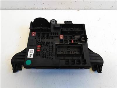 Opel Insignia  biztosítéktábla csomagtér 22737768