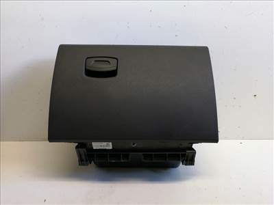 Renault Kadjar  kesztyûtartó 682526225R