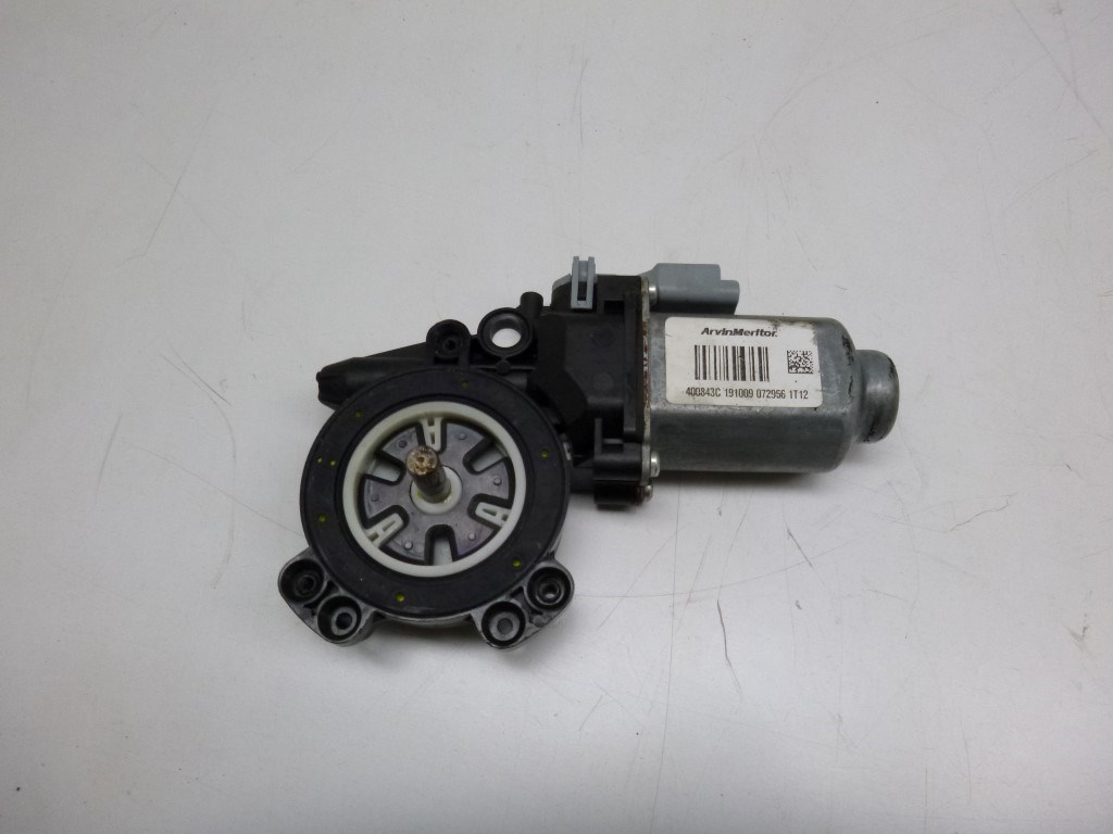 Toyota Aygo (AB10) bal elsõ ablakemelõ motor 400843C 1. kép