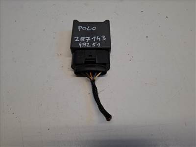Volkswagen polo (aw) üzemanyagpumpa relé 5Q0906093A