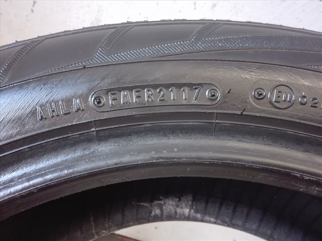 215/55R17 Falken téli gumi garnitúra 215/55 r17 8. kép