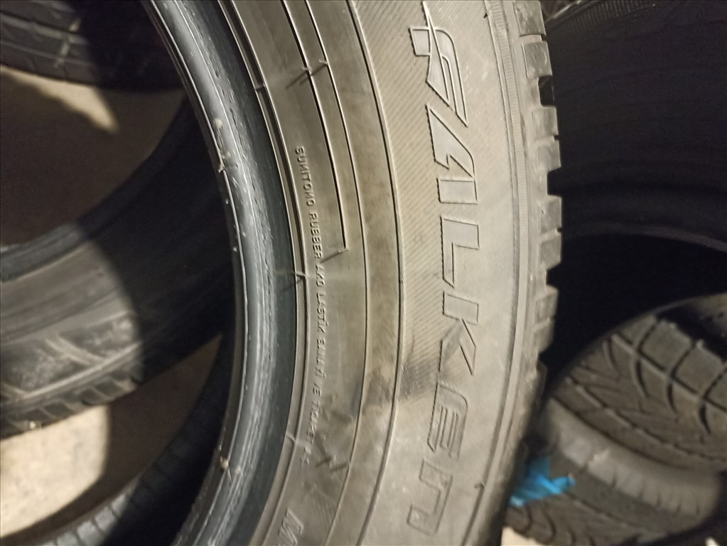  225/6017" használt Falken téli gumi gumi 8. kép