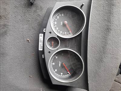 Opel zafira b dizel km óra