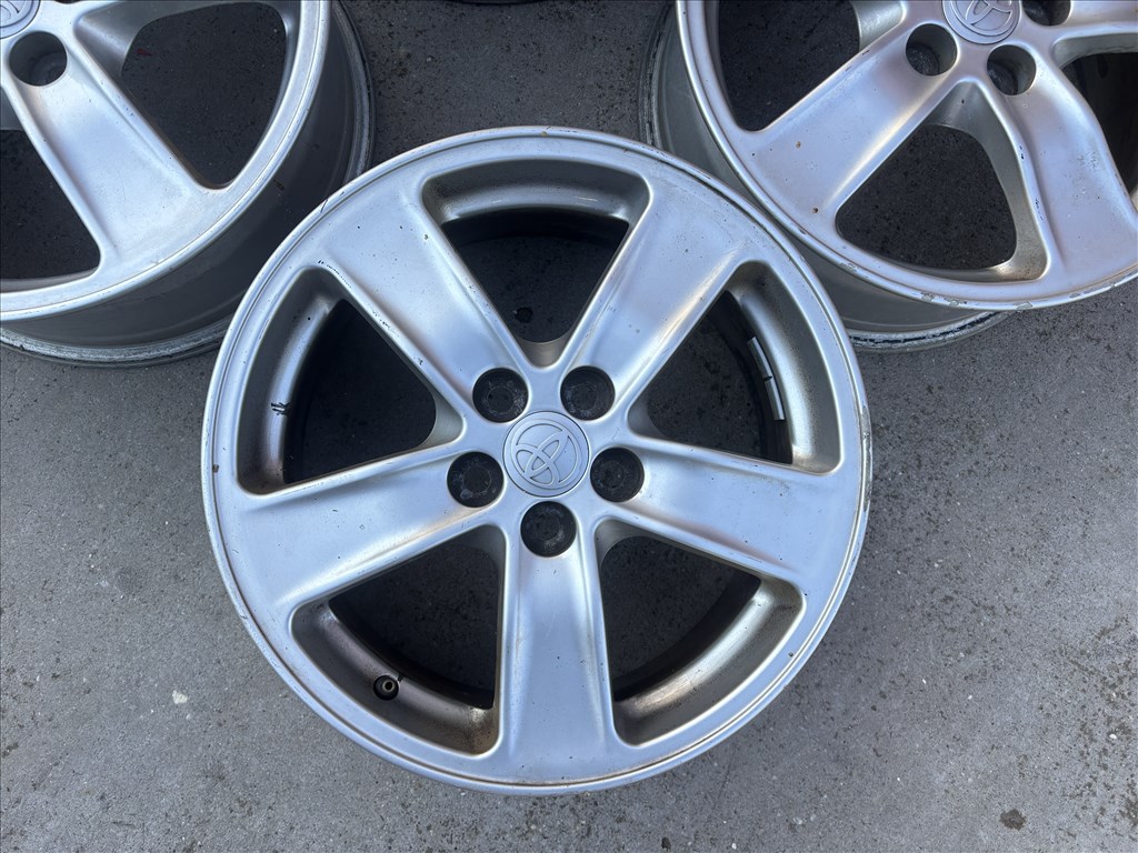 Toyota gyári alufelni szett, 5x100 16" PZ474-T0670-Z Avensis, Prius 4. kép