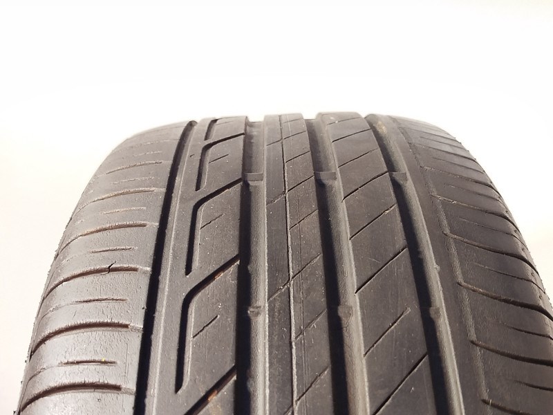 Bridgestone T001 215/60 R16  1. kép