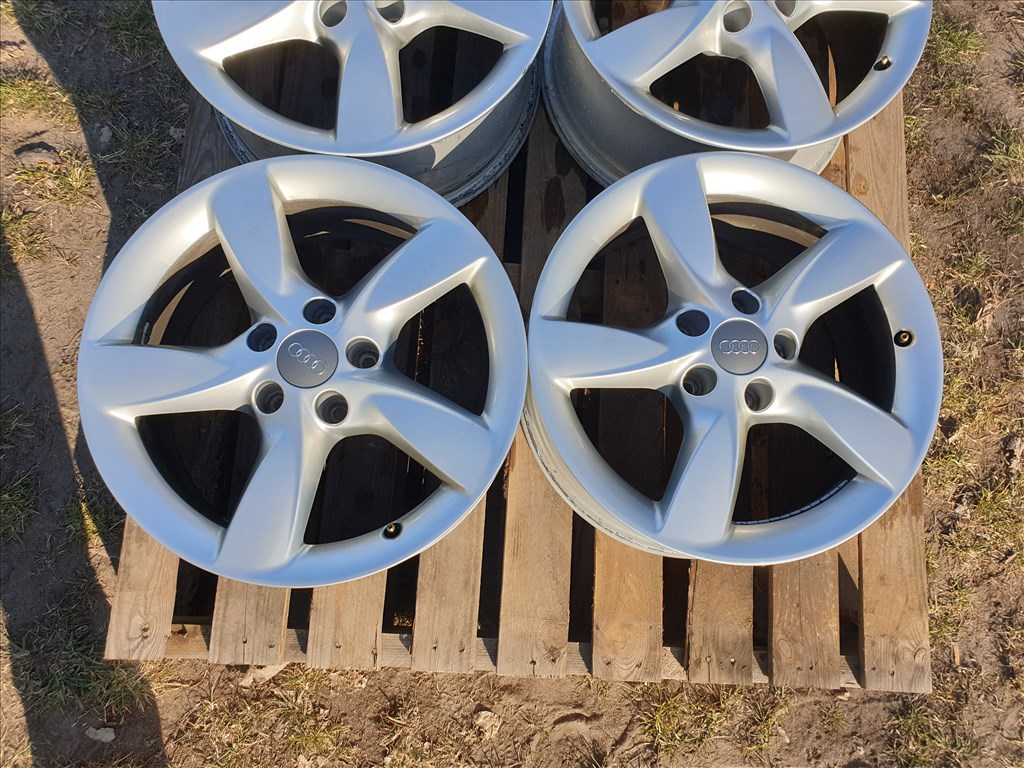 17" 5x112 Audi A4 B8 2. kép