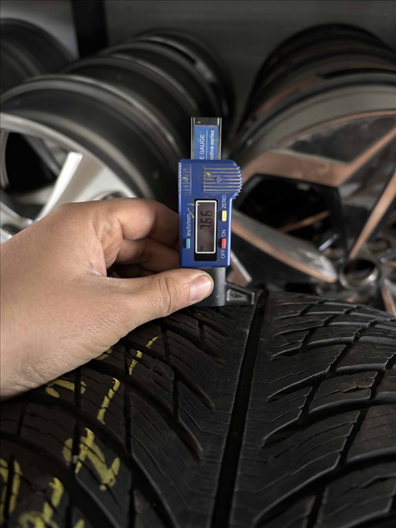 235/55 r18 Michelin 2022 téligumi 4db eladó 235/55r18 garnitúra 7. kép