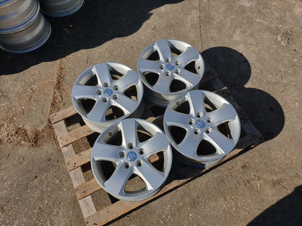 16" 5x114,3 Suzuki Grand Vitara 1. kép