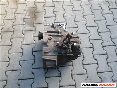 Volkswagen Passat B6 3C JLU 6 sebességes manuál vá