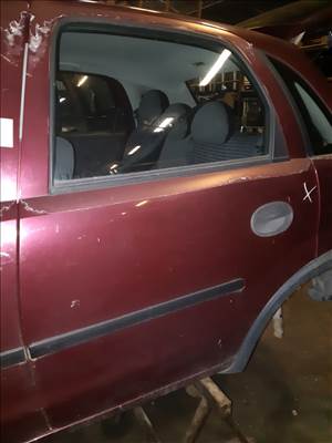 Opel Corsa C Bal Hátsó Ajtó