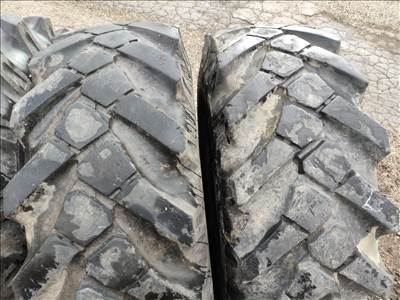 14.5 R20 használt BKT ipari mezőgazdasági gumik 14,5 r20 14.5 20 14.5-20
