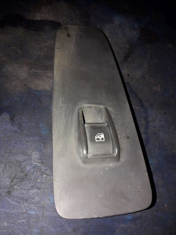 Peugeot Boxer III 06-14 Jobb Elsõ Ablakemelõ Kapcsoló 1. kép