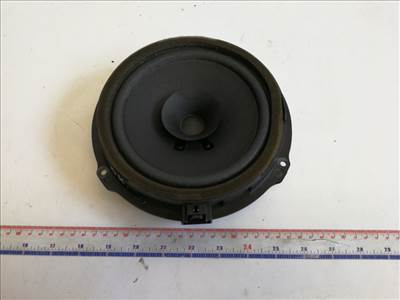 Ford Focus jobb hátsó hangszóró AA6T18808CA