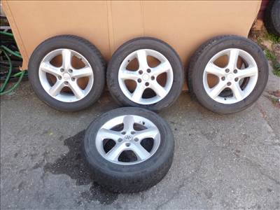  16" használt alufelni, rajta 205/60 használt Toyo Tires gumi 