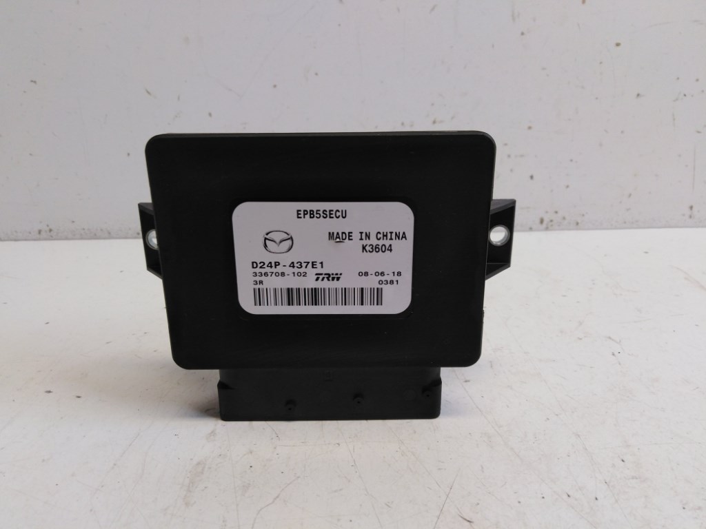 Mazda CX-3  kézifék modul D24P437E1 1. kép