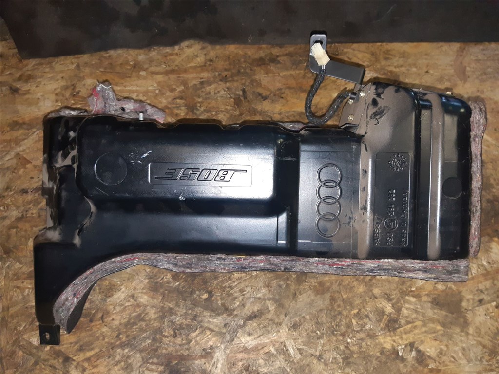 Audi A6 C5 Mélynyomó Hangszóró RS0 294 282 1. kép