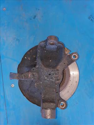 Iveco Daily Bal Első Csonkállvány Kerékaggyal