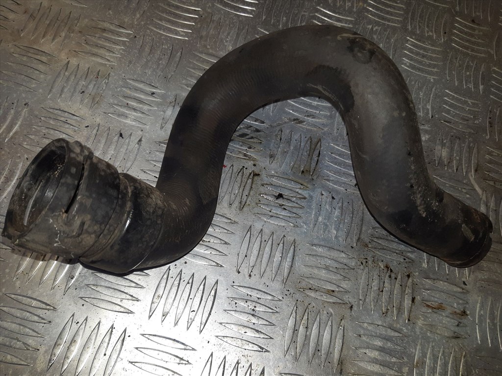 Opel Astra J Vízcsõ  Csonk 1. kép