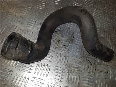 Opel Astra J Vízcső  Csonk