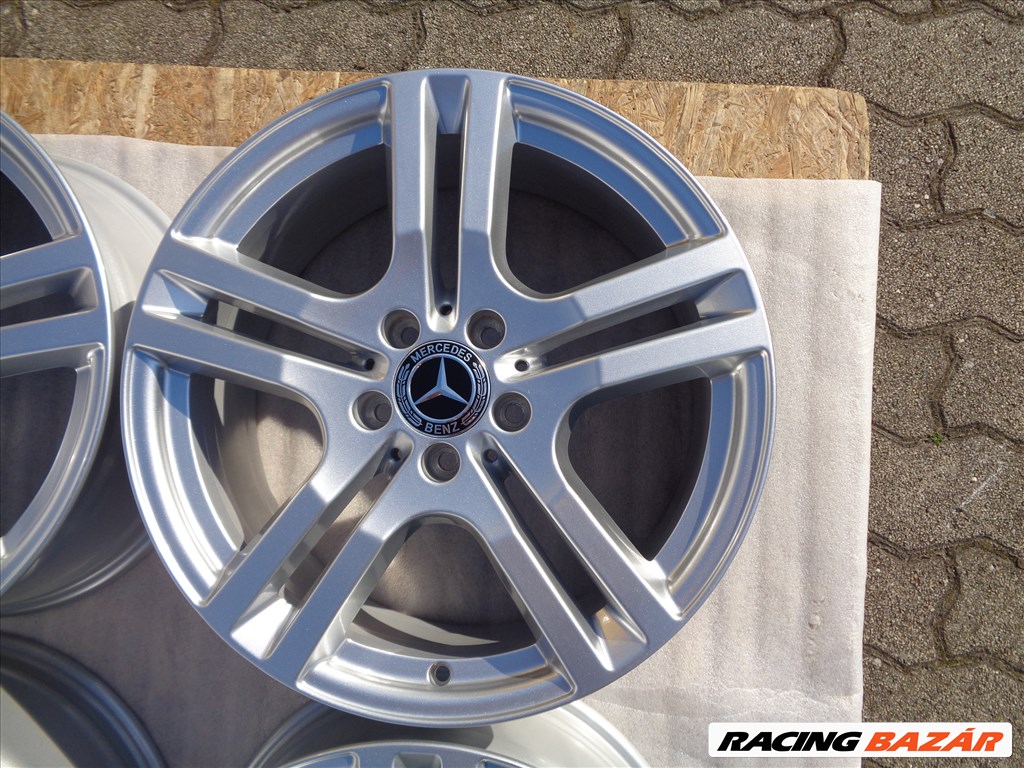 Új Mercedes Gyári alufelni 18-as, GLA, GLB-re eladó. 4. kép