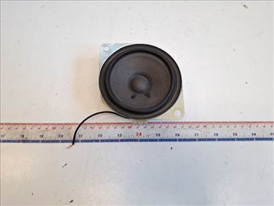 Toyota Aygo (AB10) jobb hátsó hangszóró 8616052010
