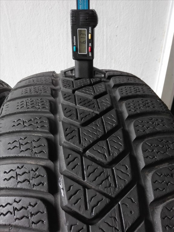 215/55R16 Pirelli téli gumi garnitúra 215/55 r16 6. kép