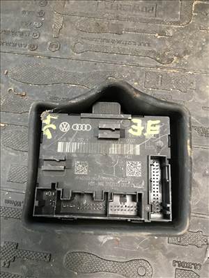 Audi A6 (C7 - 4G) jobb ajtóvezérlő 4g8959792j