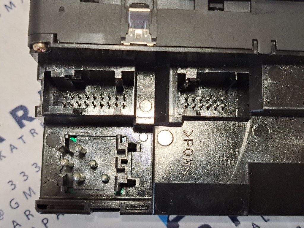 BMW E39 ablakemelõ kapcsoló tükörállító - ANGOL, hibás 5. kép