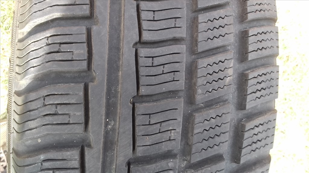  5x114.3 osztású 17" lemezfelni, rajta 225/65 használt Cooper téli gumi Kia Hyundai Mazda Mitsubishi 7. kép