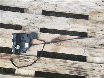 Opel Meriva B jobb első ajtózár  13258279