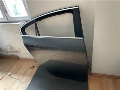 Opel Insignia A 2.0 CDTI jobb hátsó ajtó 