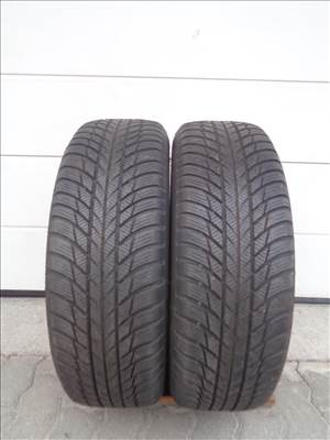 Bridgestone 215/65R17 téli gumi pár 7mm-es mintával eladó.