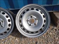 4 db újszerű gyári Volkswagen acélfelni 5x112 6x15 ET47 középfurat: 57,1 mm