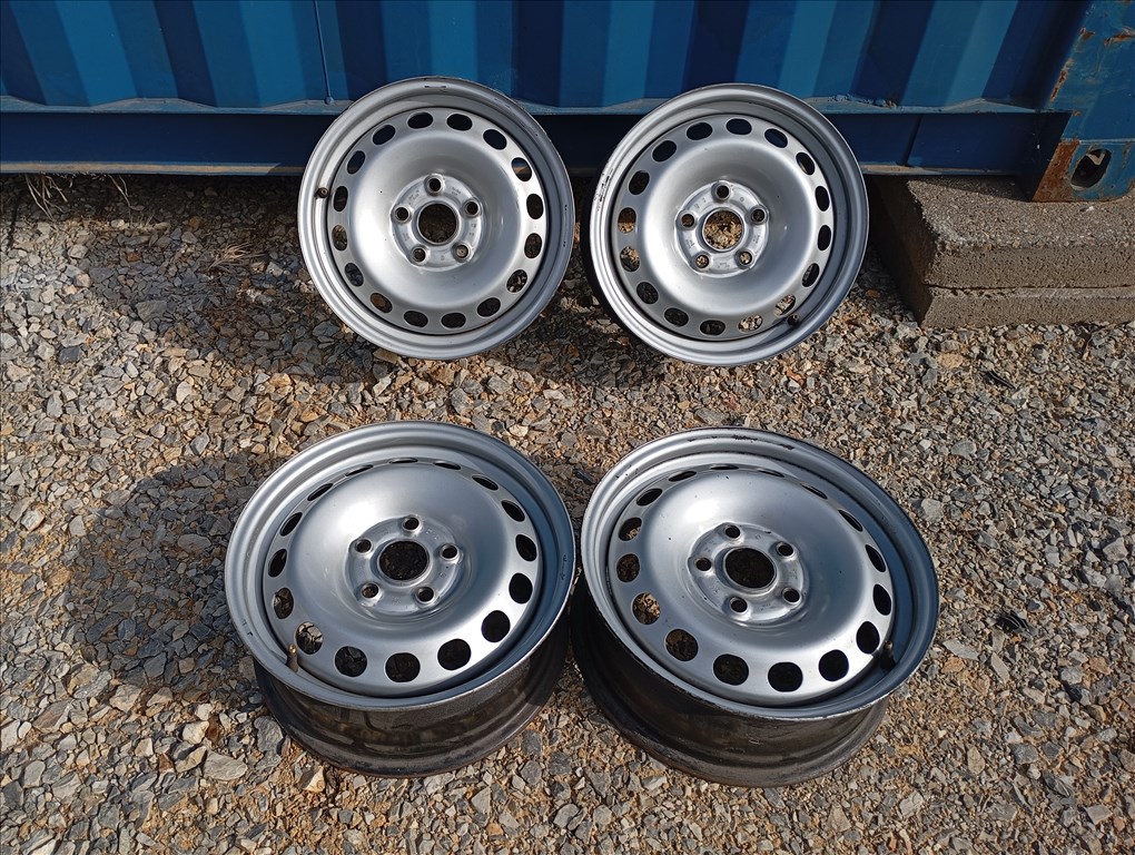  4 db újszerű gyári Volkswagen acélfelni 5x112 6x15 ET47 középfurat: 57,1 mm 2. kép
