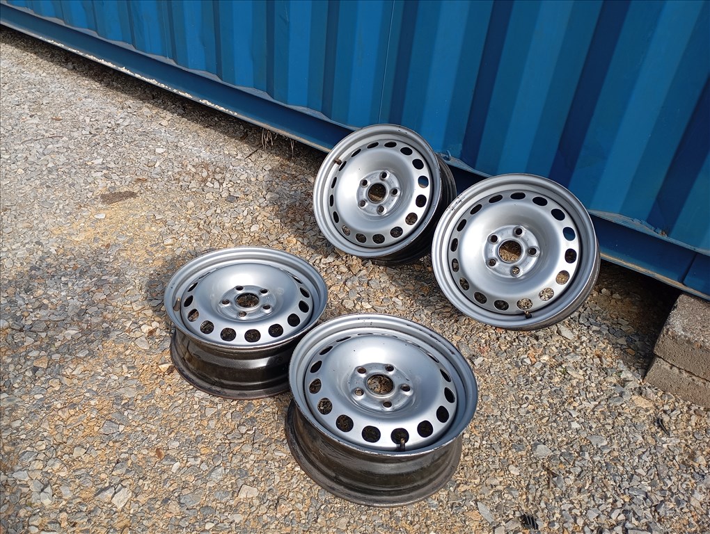  4 db újszerű gyári Volkswagen acélfelni 5x112 6x15 ET47 középfurat: 57,1 mm 4. kép