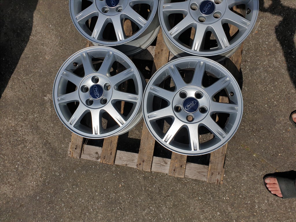 15" 5x108 Ford Focus 2. kép