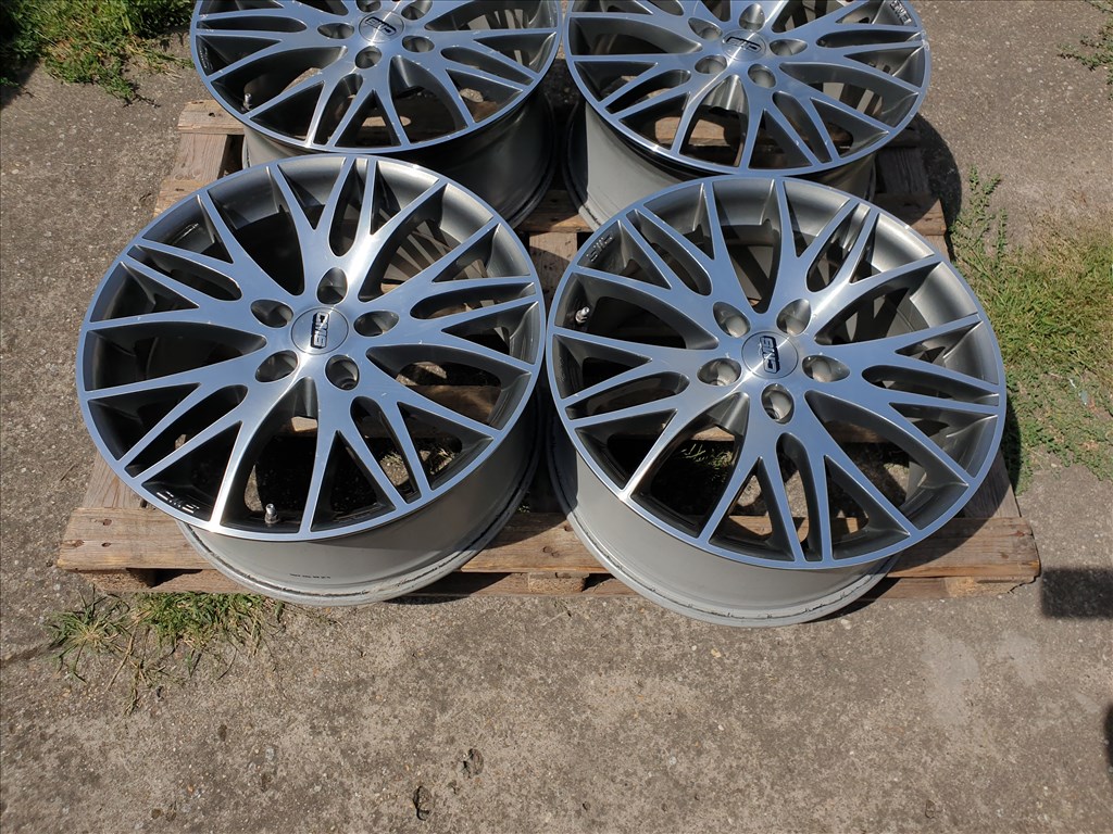 18" 5x112 Volkswagen / Skoda 2. kép