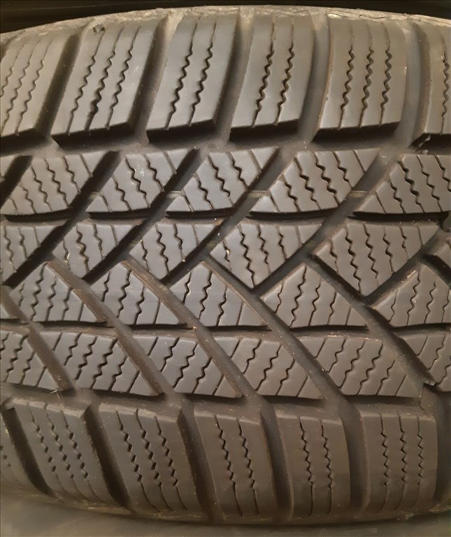  195/6515" újszerű Matador téli gumi gumi 1. kép