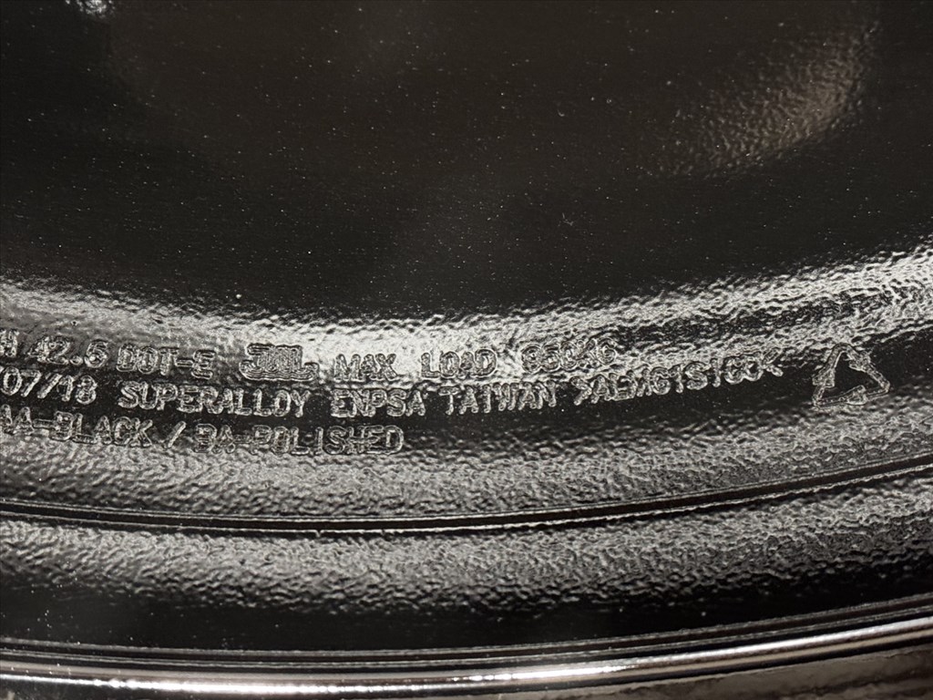 R22 Original Land rover 10J ET42.5 - JK6M-1007-AA 1db alufelni felni 2. kép