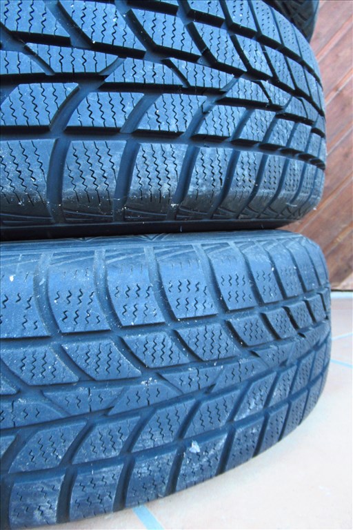  4x100 Lemezfelni 175/65 R15 Hankook Téli gumi garnitúra  5. kép