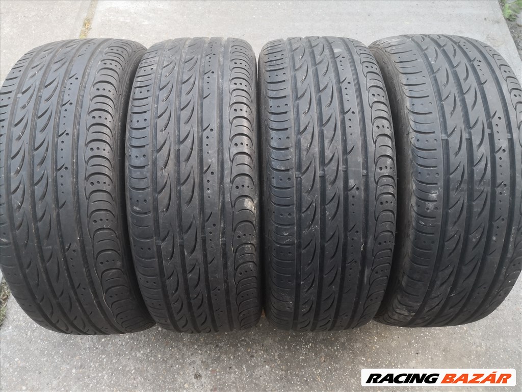 Vw T5 / T6 - ra 235/55R17-es. négyévszakos gumi 1. kép