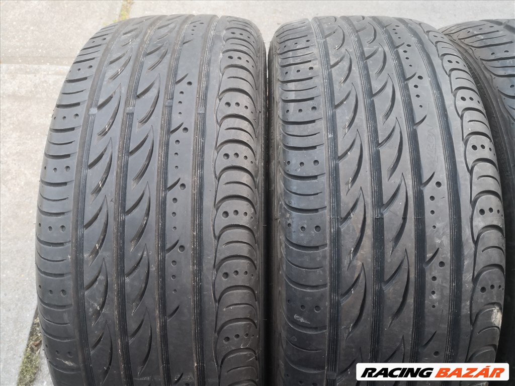 Vw T5 / T6 - ra 235/55R17-es. négyévszakos gumi 4. kép