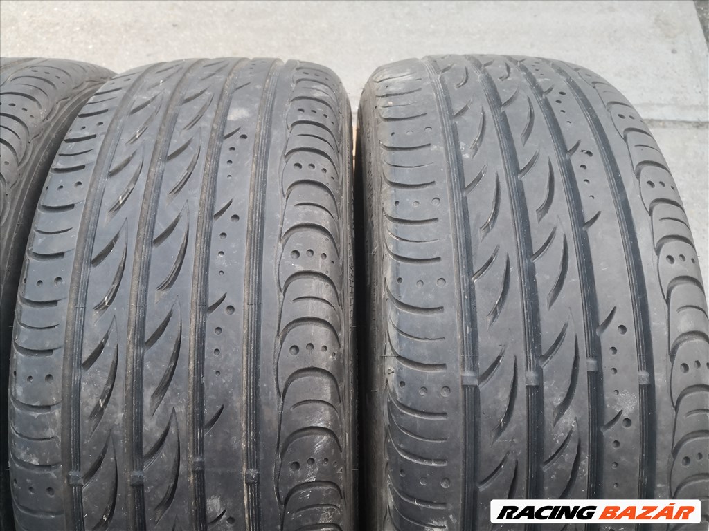 Vw T5 / T6 - ra 235/55R17-es. négyévszakos gumi 8. kép