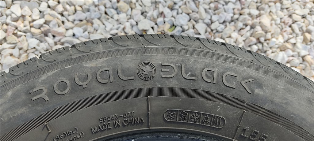 Royal Black A/S nègyèvszakos gumiabroncs 4 db eladó. 9. kép