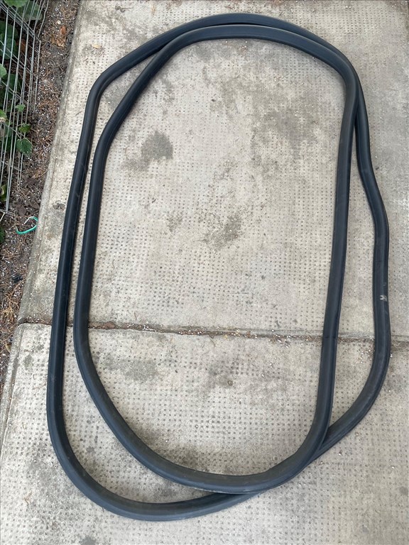 Opel Astra J  Ajtó , Gépháztető , Sárvédő , Zárhíd  és tartozékai szerelvényei /gyári alkatrész ! 19. kép