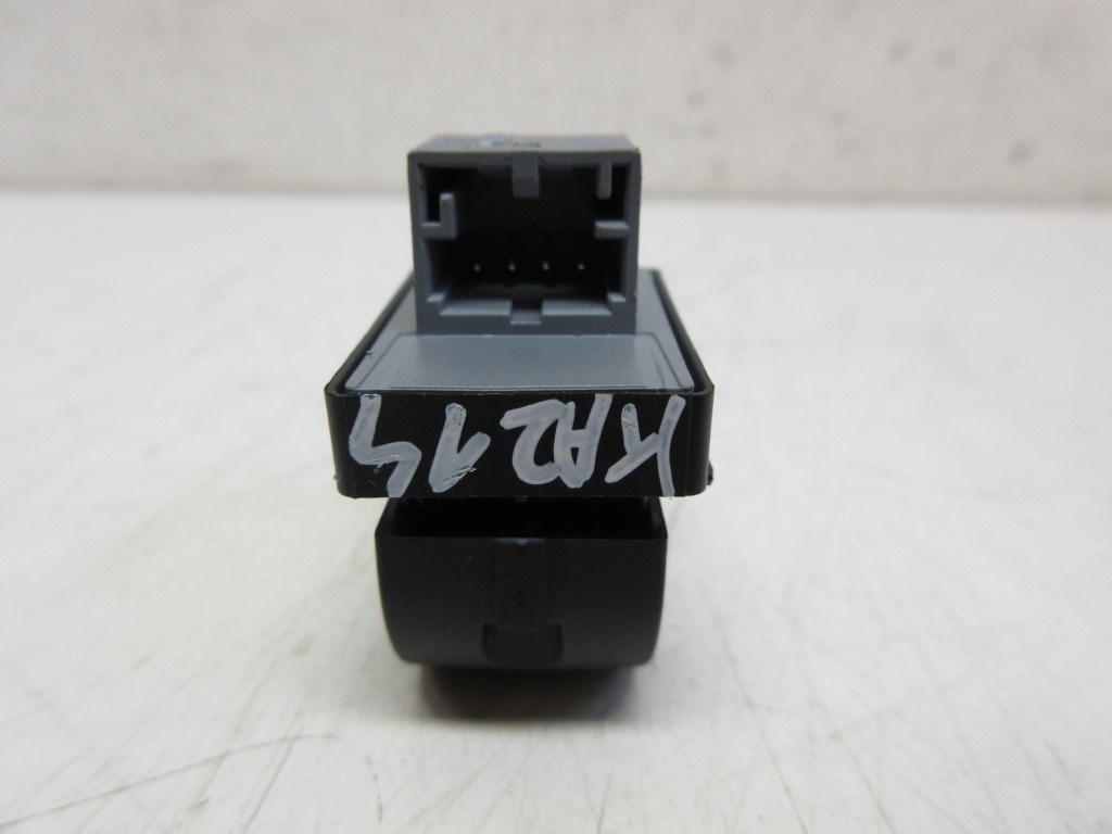 Audi A3 (8P) jobb elsõ ablakemelõ kapcsoló 4F0959855A 2. kép