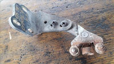 Volkswagen Transporter T4 91-03 Jobb Tolóajtó Alsó Görgő