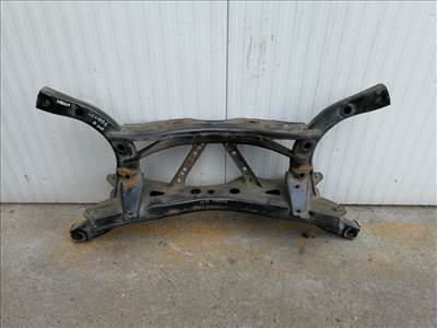 Mazda 3 5 ajtós hátsó bölcső
