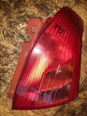Suzuki Swift III 04-10 Jobb Hátsó Lámpa