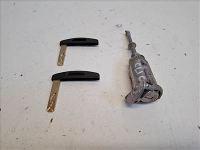 Renault Clio bal első ajtózár